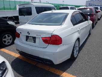 BMW 3 SERIES 2011 Image 4