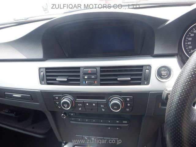 BMW 3 SERIES 2011 Image 10