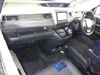 HONDA FREED HYBRID 2023 Image 3