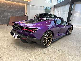 LAMBORGHINI REVUELTO 2025 Image 15