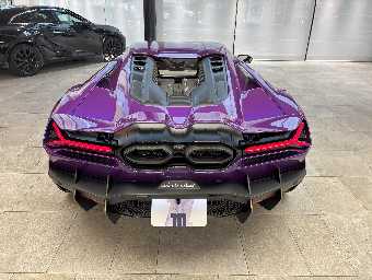 LAMBORGHINI REVUELTO 2025 Image 16