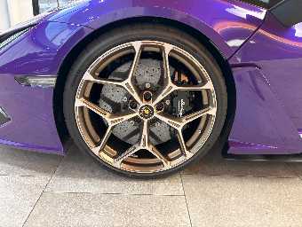 LAMBORGHINI REVUELTO 2025 Image 19