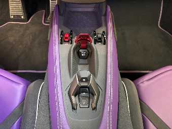 LAMBORGHINI REVUELTO 2025 Image 42