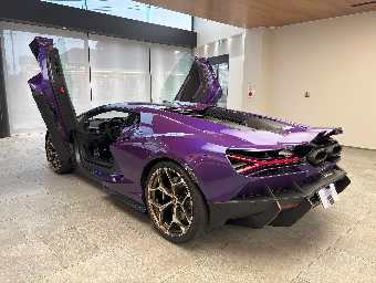 LAMBORGHINI REVUELTO 2025 Image 7