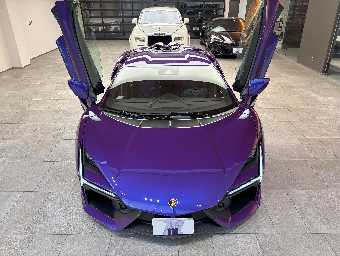 LAMBORGHINI REVUELTO 2025 Image 9
