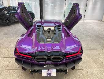 LAMBORGHINI REVUELTO 2025 Image 10