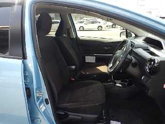 TOYOTA AQUA 2016 Image 9