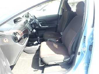 TOYOTA AQUA 2016 Image 10