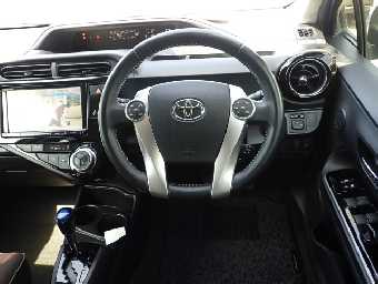 TOYOTA AQUA 2016 Image 13