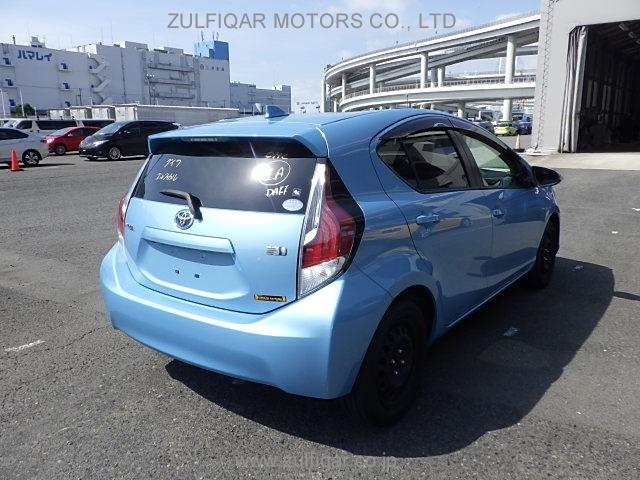 TOYOTA AQUA 2016 Image 10