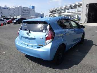 TOYOTA AQUA 2016 Image 4