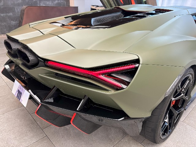 LAMBORGHINI REVUELTO 2024 Image 30