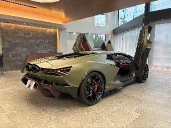 LAMBORGHINI REVUELTO 2024 Image 5