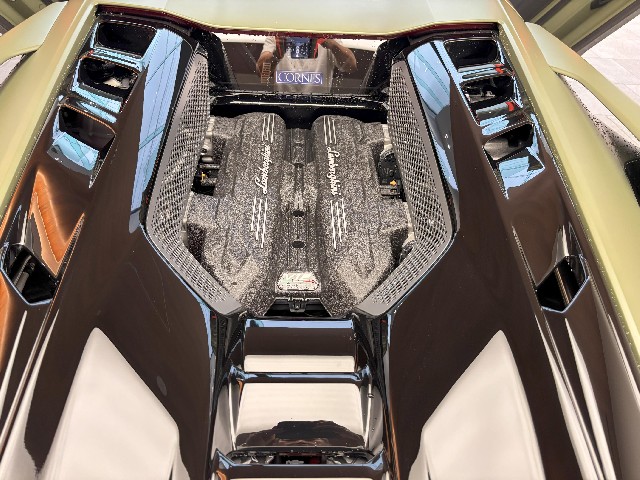 LAMBORGHINI REVUELTO 2024 Image 50