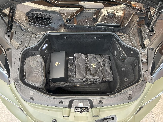 LAMBORGHINI REVUELTO 2024 Image 51