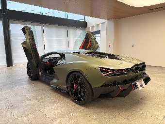 LAMBORGHINI REVUELTO 2024 Image 7