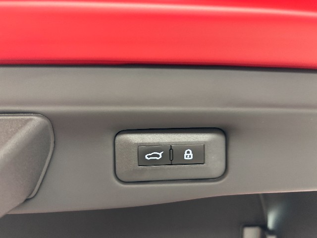 FERRARI PUROSANGUE 2025 Image 33