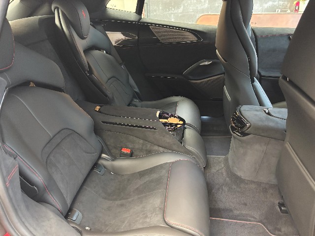 FERRARI PUROSANGUE 2025 Image 39