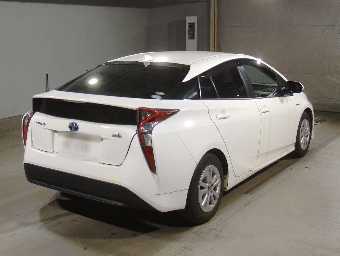 TOYOTA PRIUS 2018 Image 2