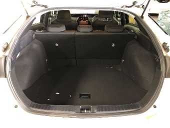 TOYOTA PRIUS 2018 Image 8