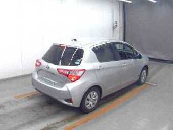TOYOTA VITZ 2019 Image 5