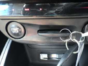 RENAULT MEGANE 2015 Image 10