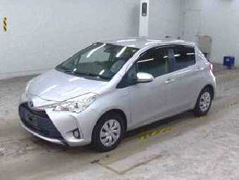 TOYOTA VITZ 2017 Image 1