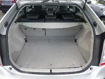 TOYOTA PRIUS 2015 Image 7