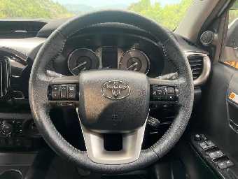 TOYOTA HILUX 4WD 2023 Image 11