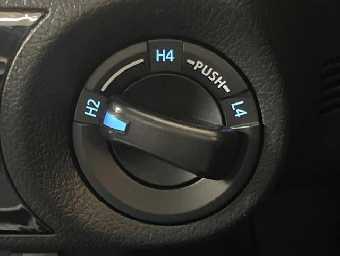 TOYOTA HILUX 4WD 2023 Image 3