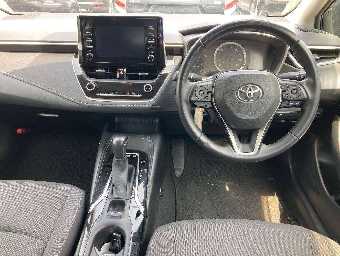 TOYOTA COROLLA TOURING 2020 Image 6