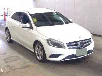 MERCEDES BENZ A CLASS 2013 Image 4