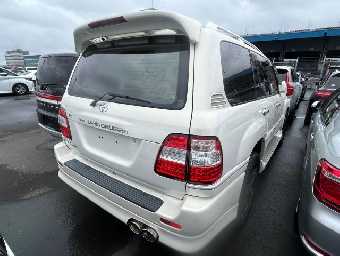 TOYOTA LAND CRUISER 100 1999 Image 4