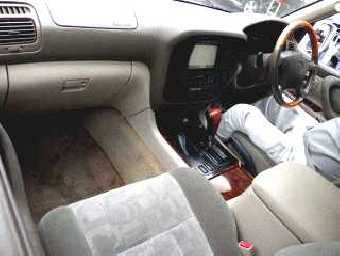 TOYOTA LAND CRUISER 100 2000 Image 3