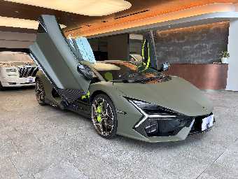 LAMBORGHINI REVUELTO 2025 Image 3