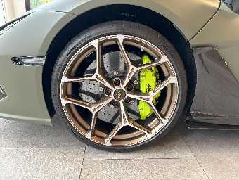 LAMBORGHINI REVUELTO 2025 Image 19