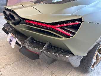 LAMBORGHINI REVUELTO 2025 Image 24
