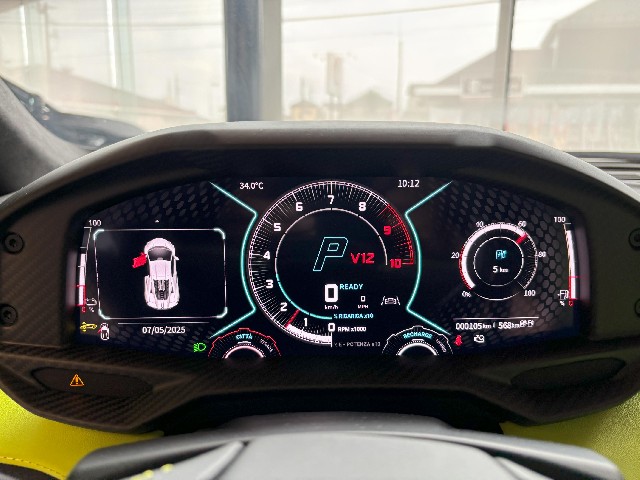 LAMBORGHINI REVUELTO 2025 Image 40