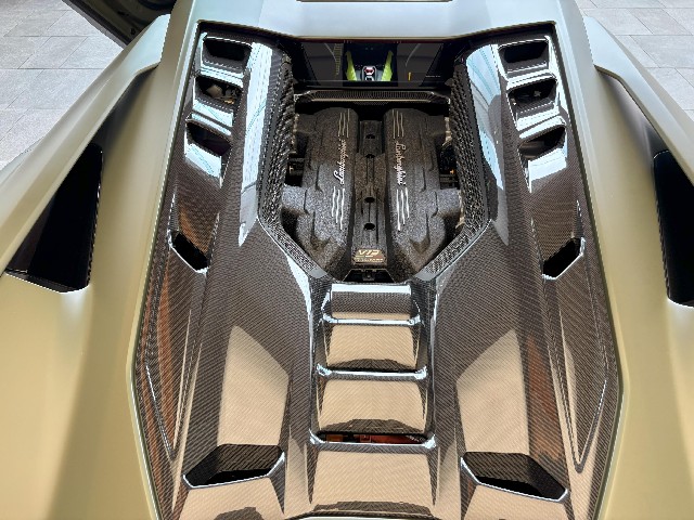 LAMBORGHINI REVUELTO 2025 Image 50
