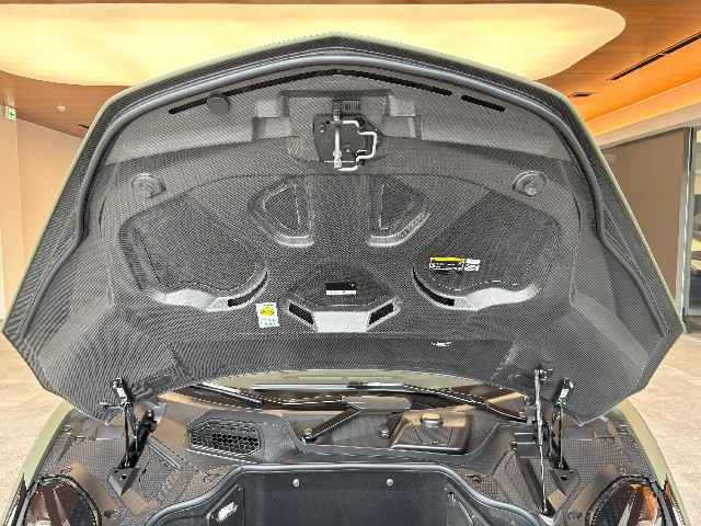 LAMBORGHINI REVUELTO 2025 Image 52