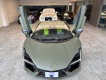 LAMBORGHINI REVUELTO 2025 Image 10