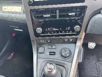 TOYOTA GR YARIS 2024 Image 16