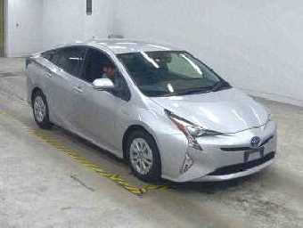 TOYOTA PRIUS 2018 Image 4
