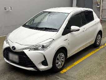 TOYOTA VITZ 2019 Image 1