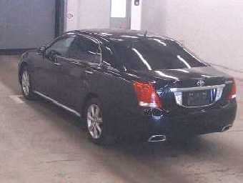 TOYOTA CROWN MAJESTA 2010 Image 2