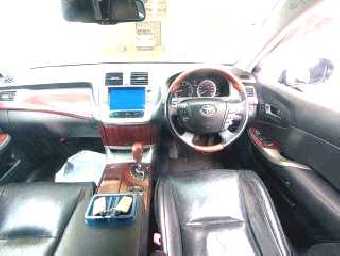 TOYOTA CROWN MAJESTA 2010 Image 3
