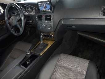 MERCEDES BENZ C CLASS 2010 Image 5