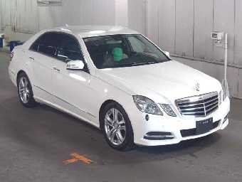 MERCEDES BENZ E CLASS 2011 Image 3
