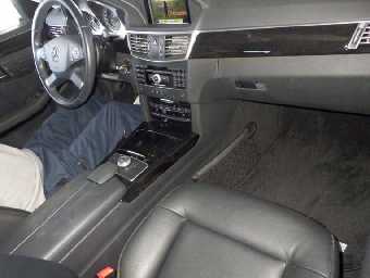 MERCEDES BENZ E CLASS 2011 Image 5