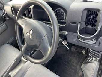 MITSUBISHI MINICAB 2012 Image 3